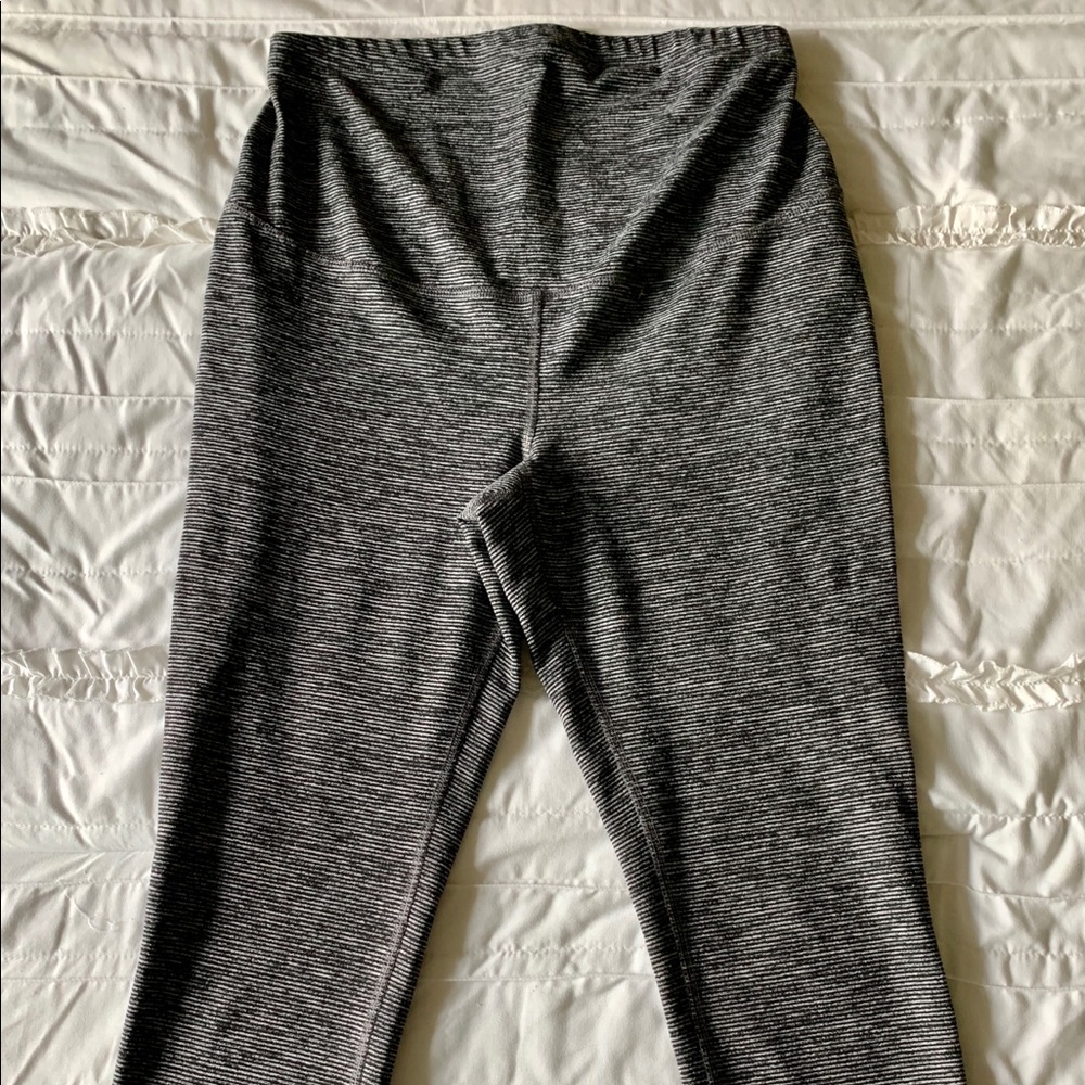 Old Navy Maternity Yoga Pants